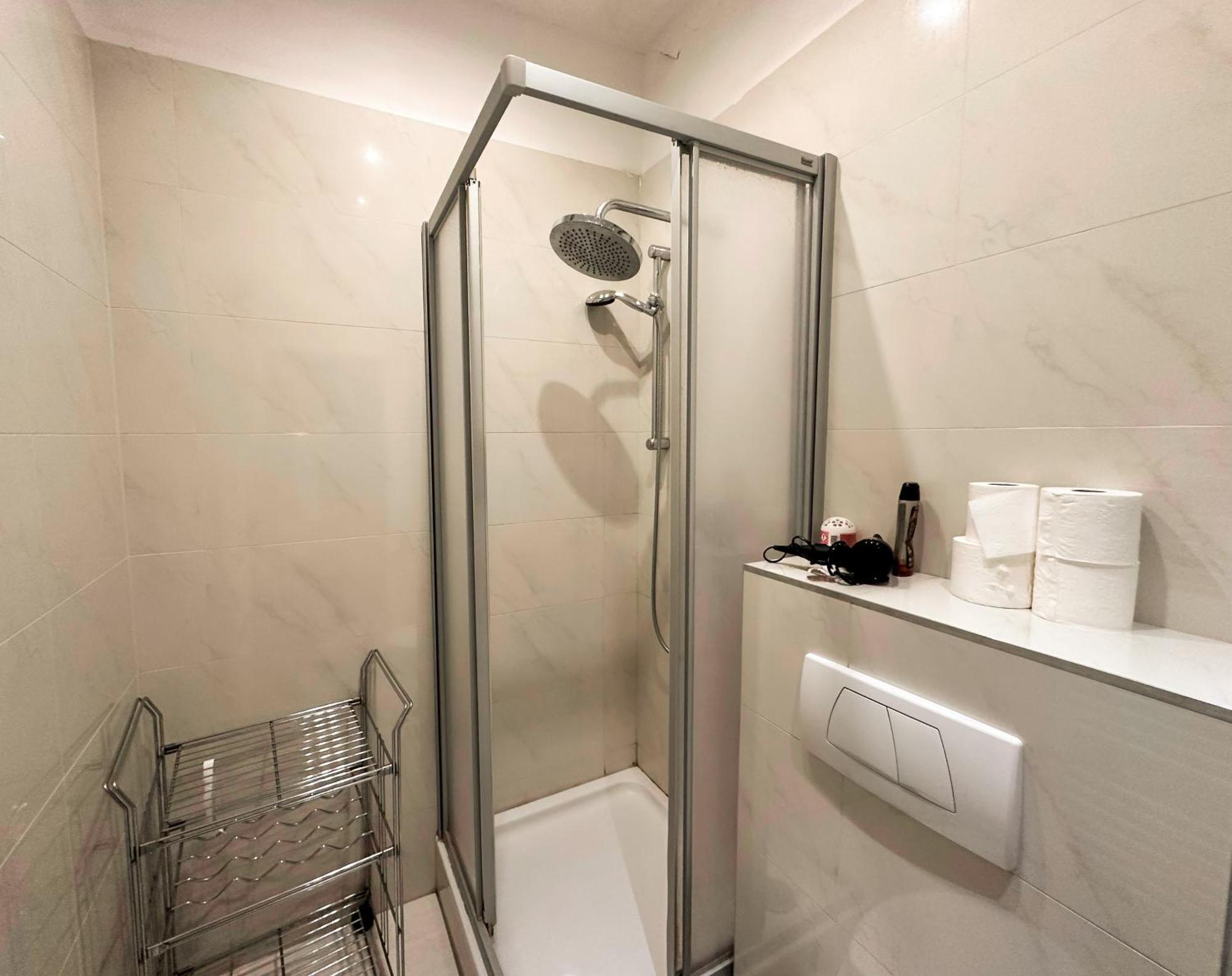 Cozy Rooms In Brigittenau Area Mm10 Виена Екстериор снимка